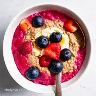 Berry Good healthy breakfast NoCook Overnight Oats