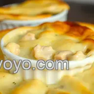 Easy Chicken Pot Pie: Comfort Food Even Nan Approves!
