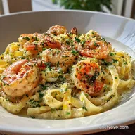 Creamy Shrimp Fettuccine Pasta with Homemade Alfredo Sauce and Garlic for 4 Servings