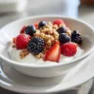 Easy Yogurt Granola Bowl with Fresh in 5 Min