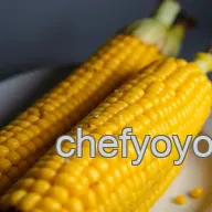 Microwave Magic: Juicy Corn on the Cob in Minutes!