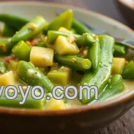 Delicious Saut&eacute;ed Okra in Creamy Yellow Coconut Sauce: A Tropical Classic!