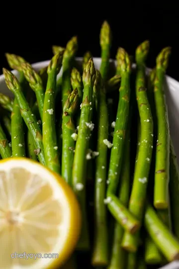Savory Sautéed Asparagus: A Quick and Delicious Side Dish presentation