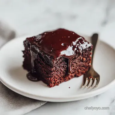 Hot Chocolate Fudge: Creamy Dessert Ready in 10 Minutes