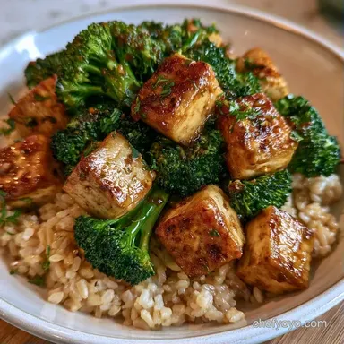 Crispy Tofu Brown Rice Bowl Recipe Card